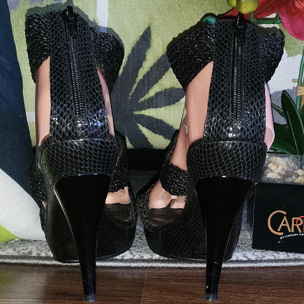 Carlos by Carlos Santana Black Heels with Elegant Design - Picture 5 of 10